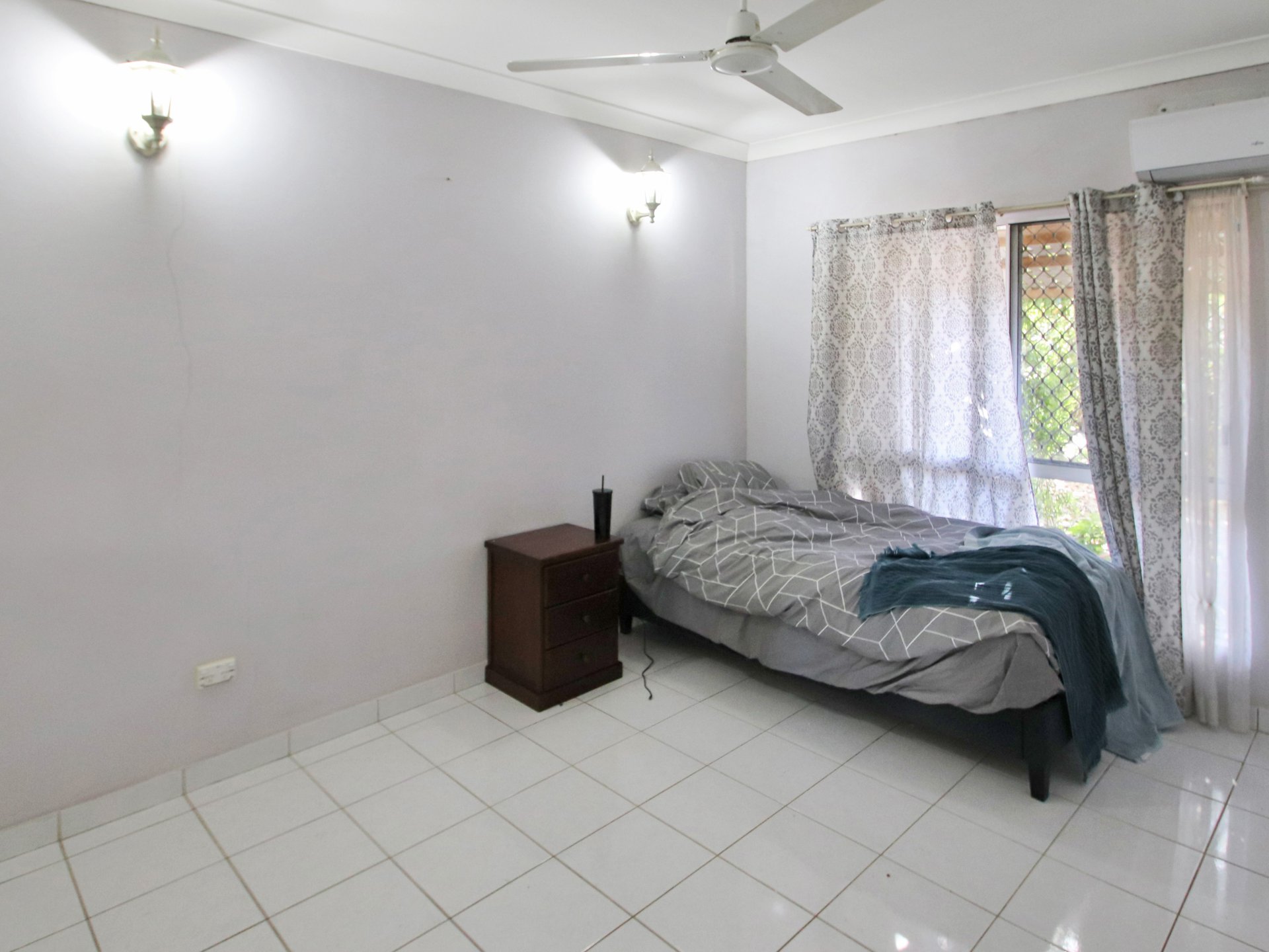 UNIT 1 48 BERGMAN CCT, Katherine South, Katherine, 0 Kuwarto, 0 Banyo, House