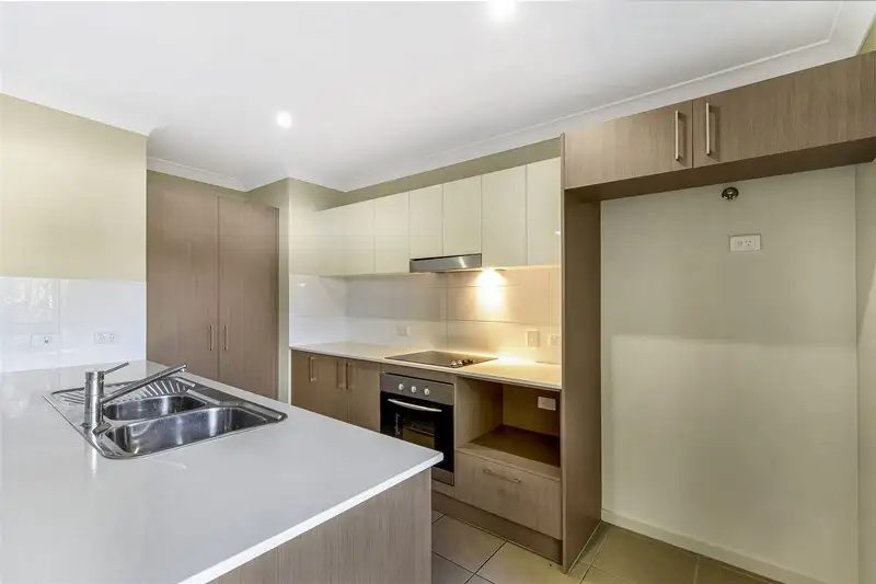 UNIT 4 136 CENTRAL ST, Labrador, Gold Coast, 0 Bedrooms, 0 Bathrooms, House