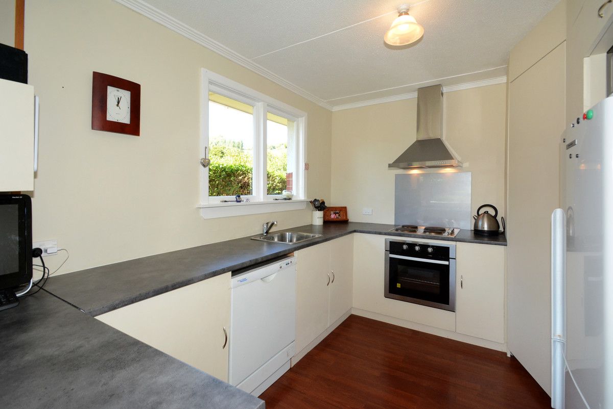15 Bell Crescent, Concord, Dunedin City, 3 Bedrooms, 1 Bathrooms, House