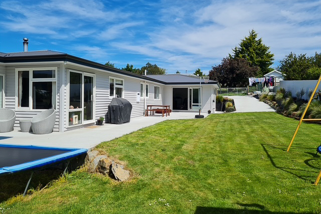 16 Rees Street, Duntroon, Waitaki, 5 ห้องนอน, 2 ห้องน้ำ, House