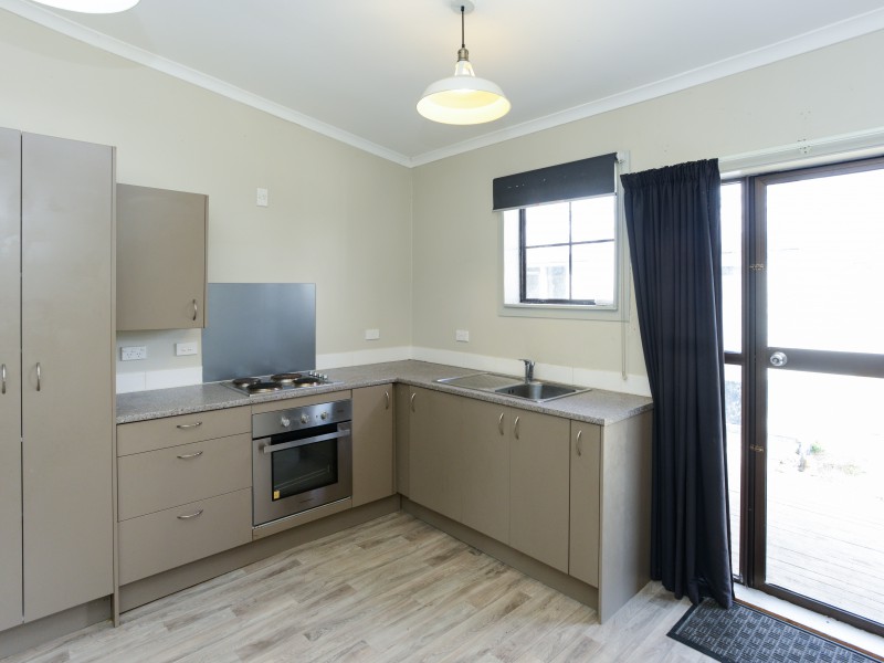 5 Knorp Street, Halcombe, Manawatu, 3 कमरे, 1 बाथरूम