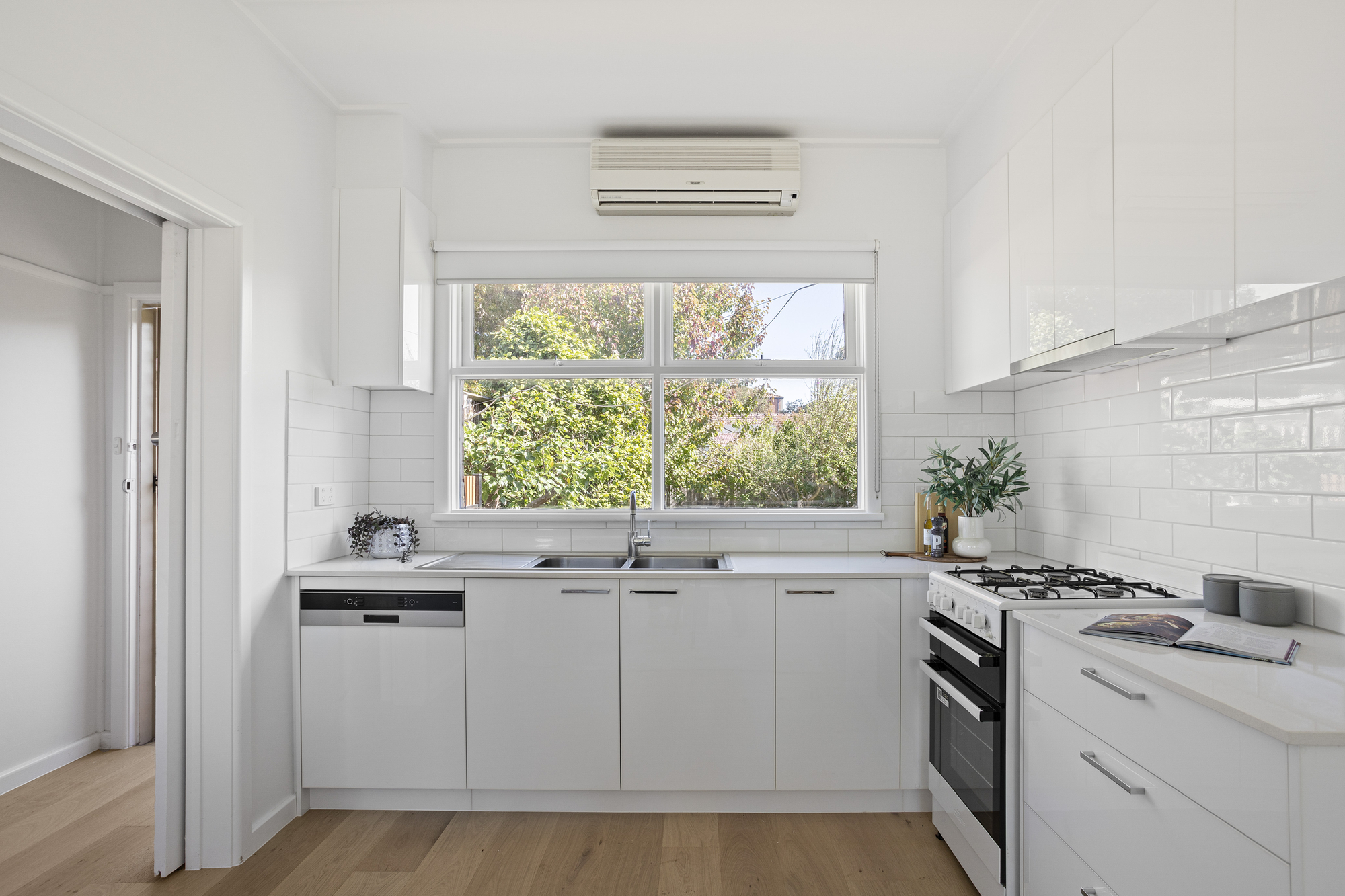 UNIT 4 18 FLINDERS ST, Mentone, Bayside, 0 Bedrooms, 0 Bathrooms, Unit