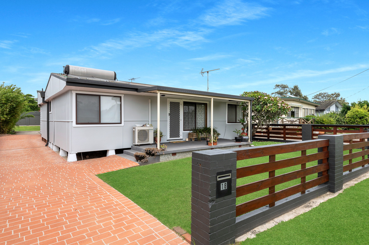 18 RAVENSCLIFFE RD, SHOALHAVEN HEADS NSW 2535, 0 Bedrooms, 0 Bathrooms, House