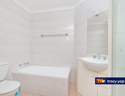 Unit 109/94-116 CULLODEN ROAD, MARSFIELD, 2 Kuwarto, 2 Banyo, Apartment