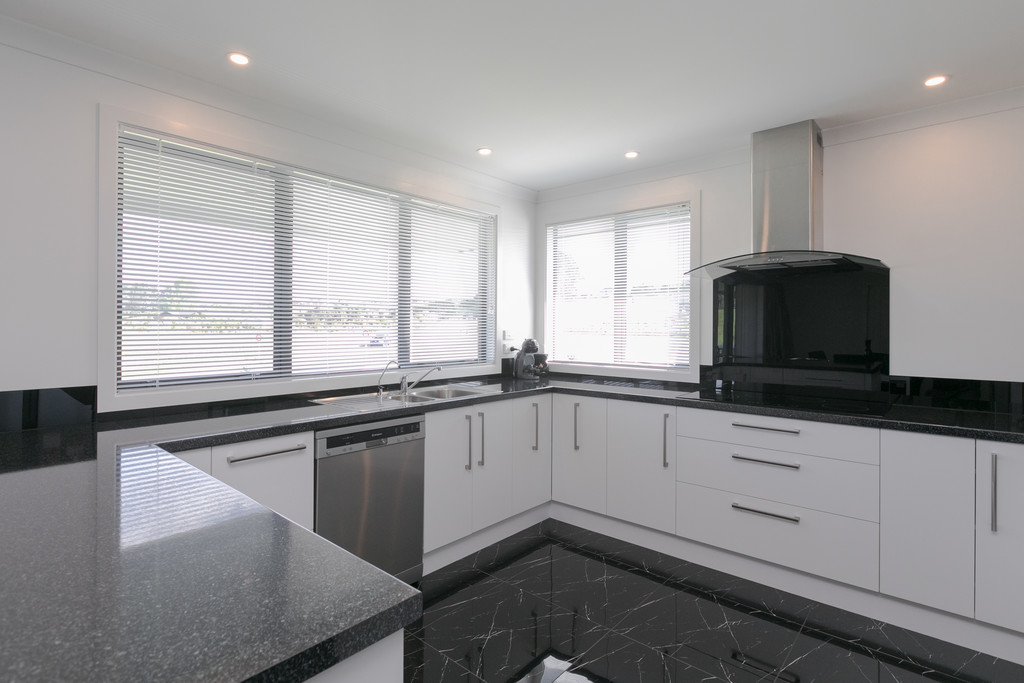 8 Quail Avenue, Feilding, Manawatu, 3 ਕਮਰੇ, 2 ਬਾਥਰੂਮ