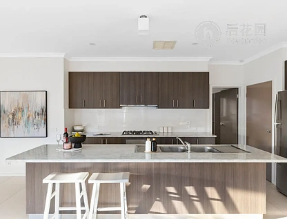 18 OPAL CCT, EPPING VIC 3076, 4 slaapkamers, 2 badkamers, House