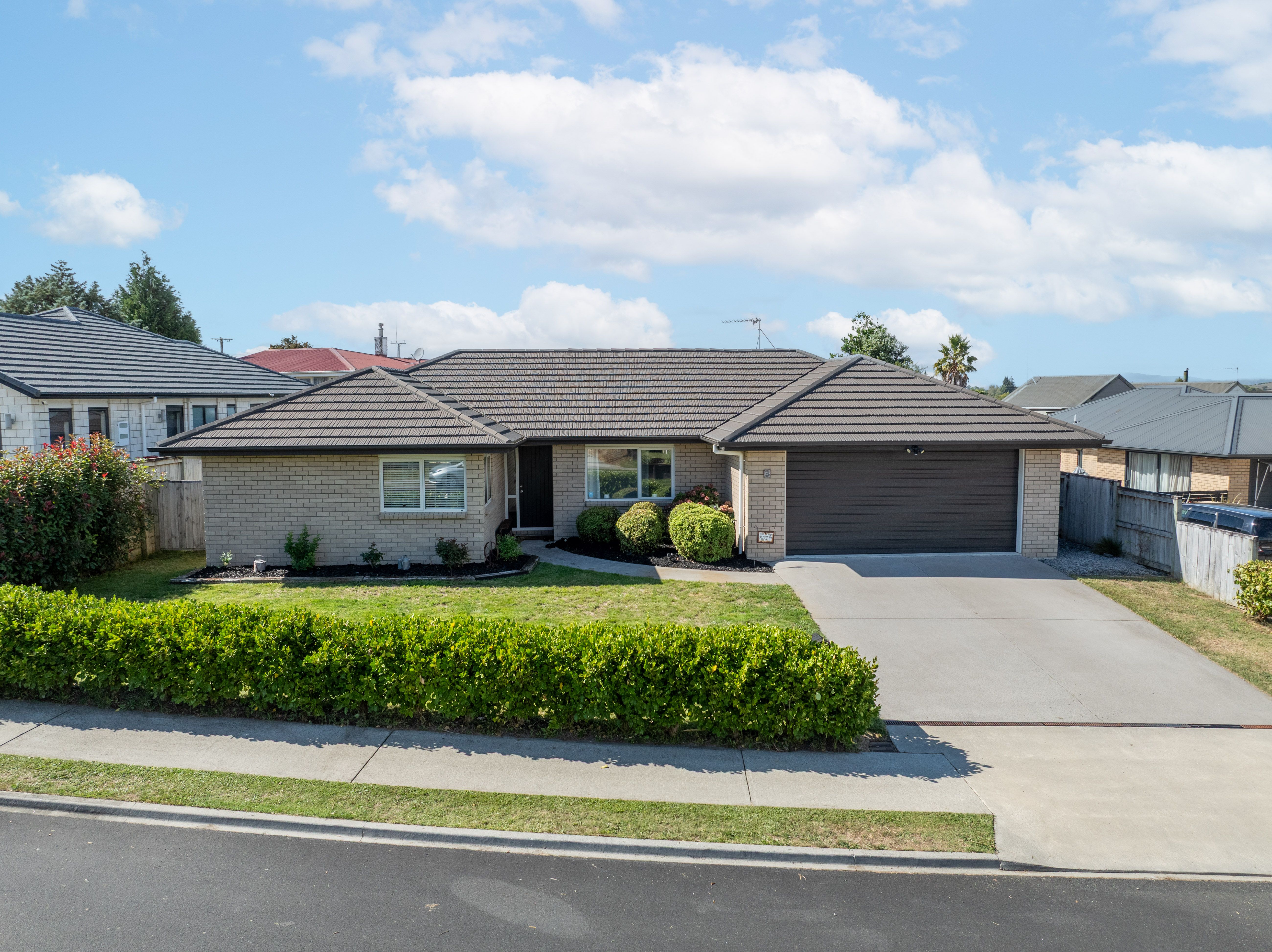 3 Meadowview Drive