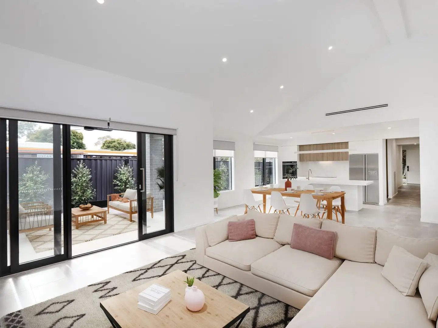 2 MUSCAT AV, Burnside Heights, Western Melbourne, 0 chambres, 0 salles de bain, House