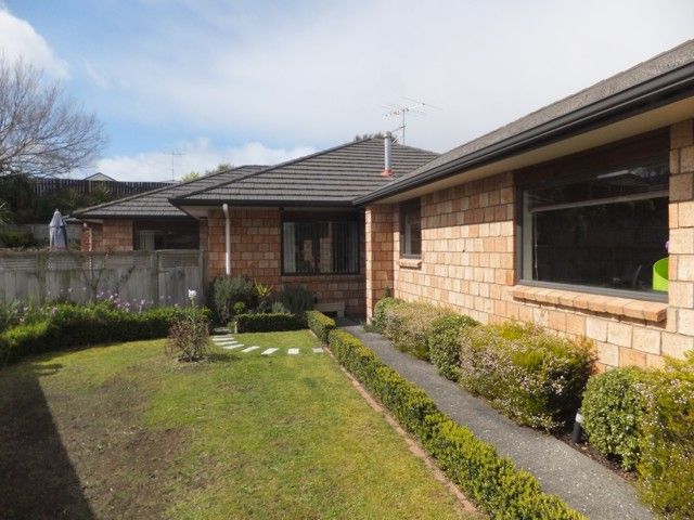 5 Nicholas Place, Waikanae Beach, Kapiti Coast, 4 ਕਮਰੇ, 2 ਬਾਥਰੂਮ