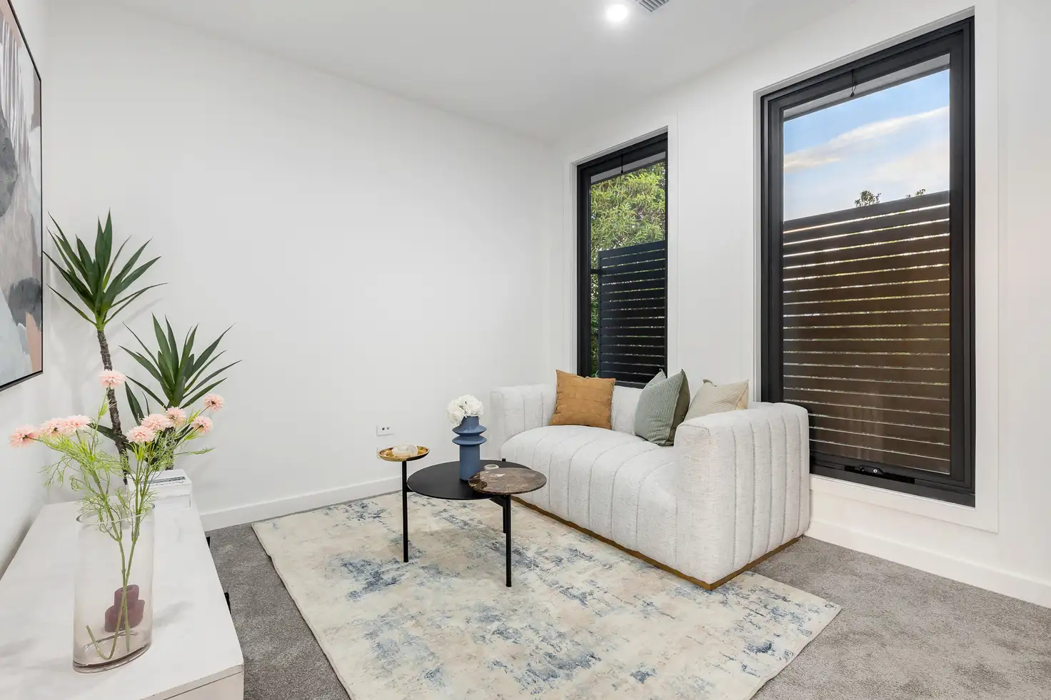 UNIT 6 17 ELMHURST RD, Blackburn, Inner East Melbourne, 0房, 0浴, Townhouse