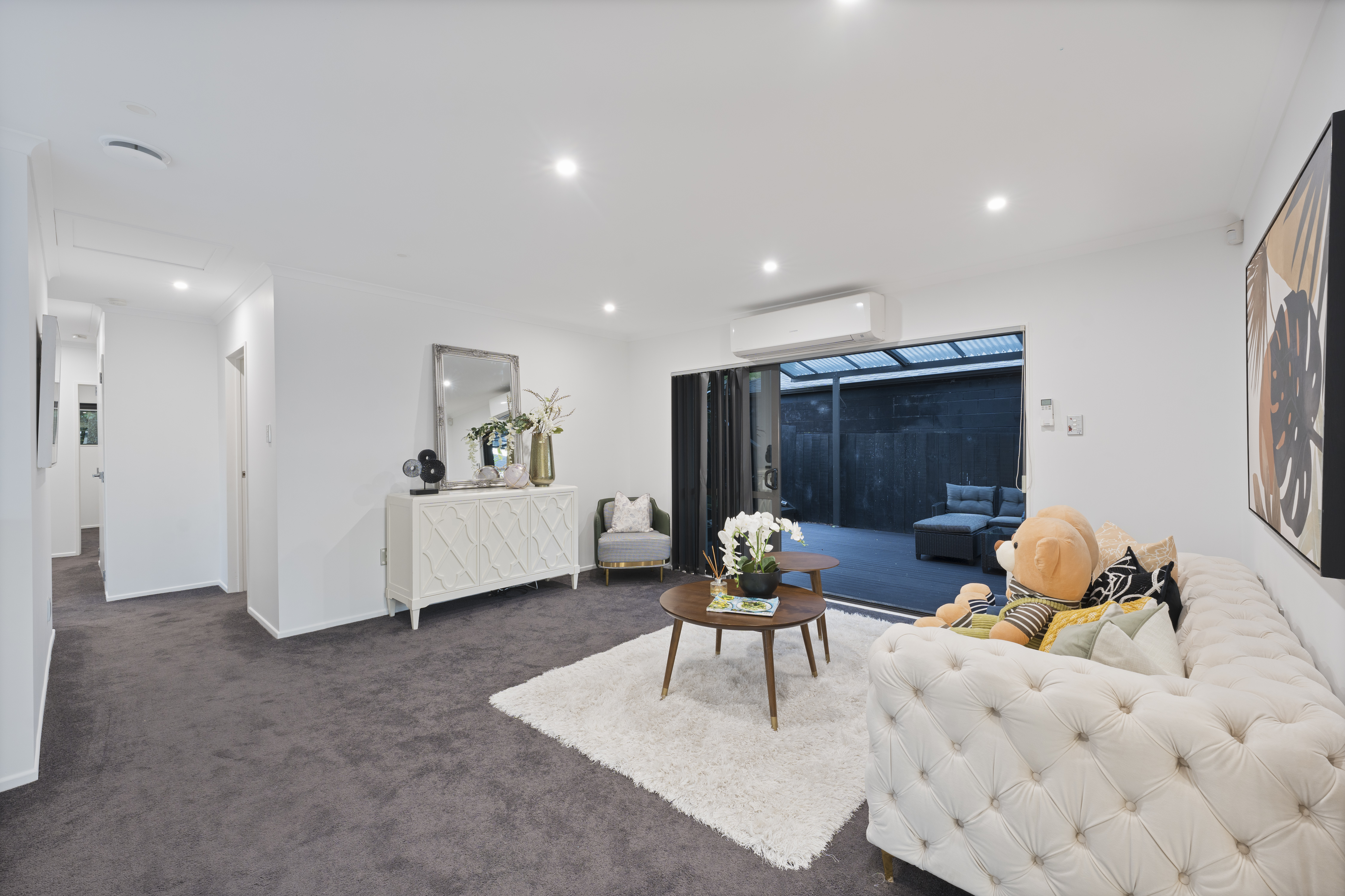 12 San Casello Rise, Henderson, Waitakere City, 5 ਕਮਰੇ, 3 ਬਾਥਰੂਮ, House