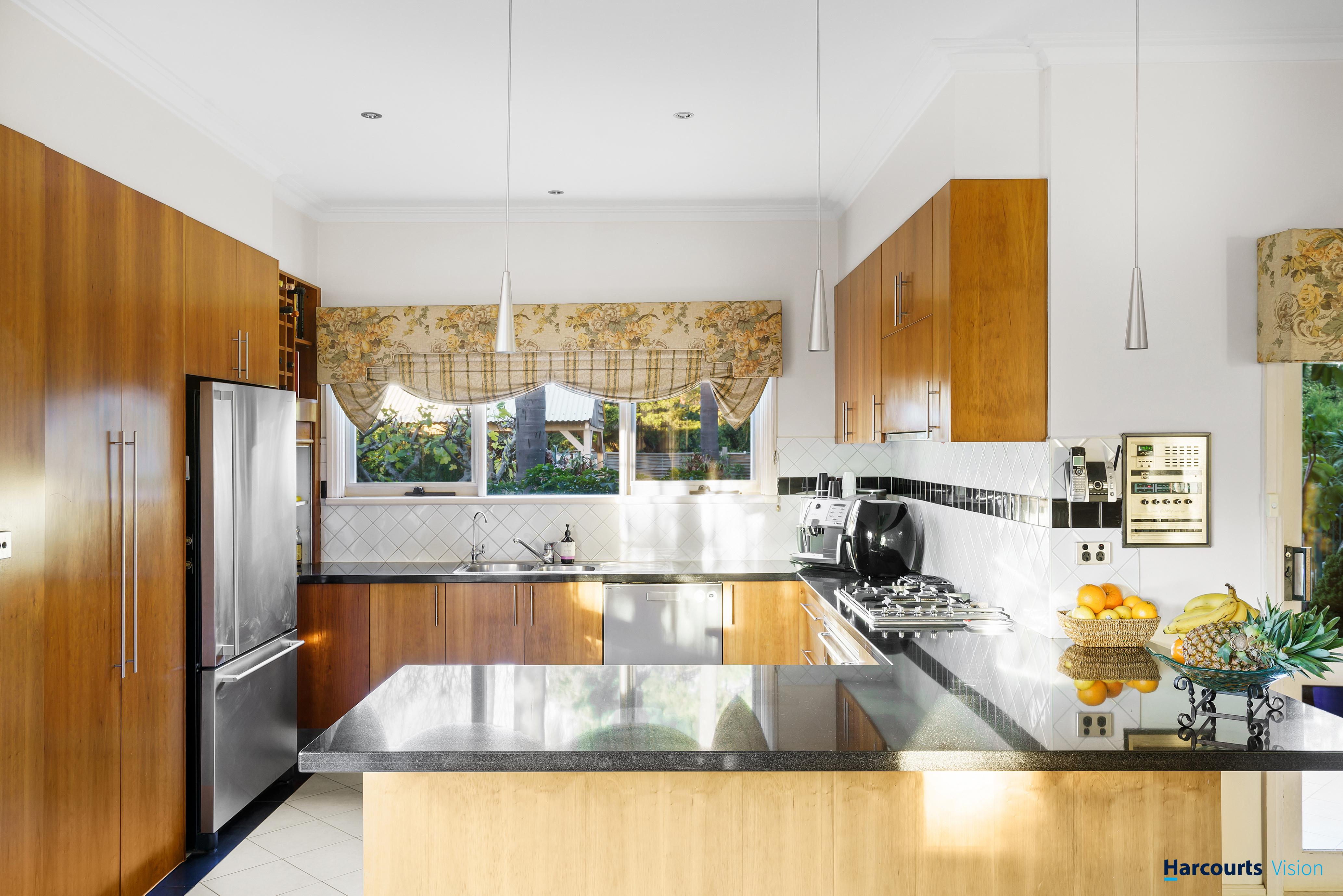 6 DICKSON ST, AVONDALE HEIGHTS VIC 3034, 0 Bedrooms, 0 Bathrooms, House