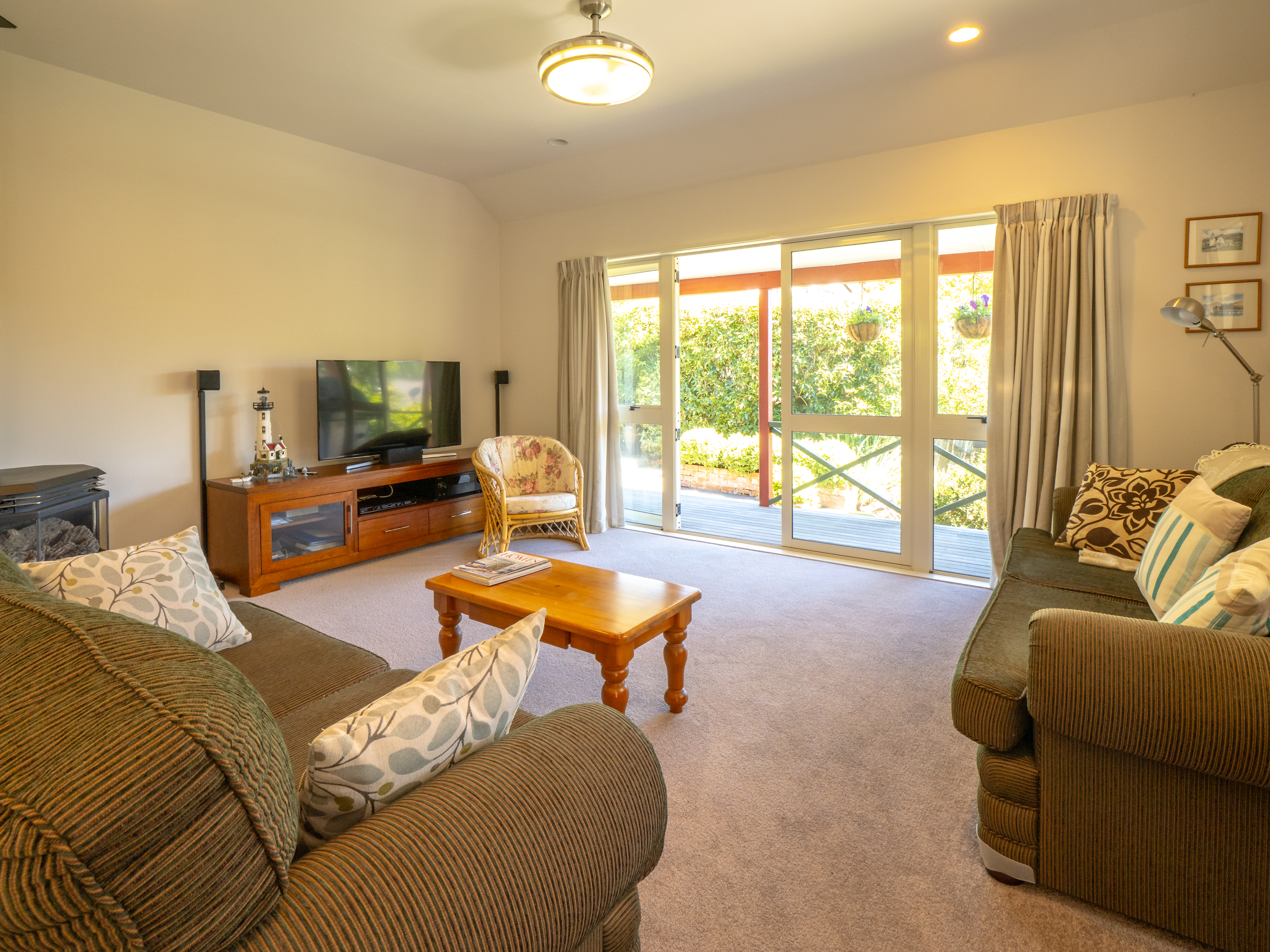 21 Rue Grehan, Akaroa, Banks Peninsula, 3部屋, 2バスルーム, House