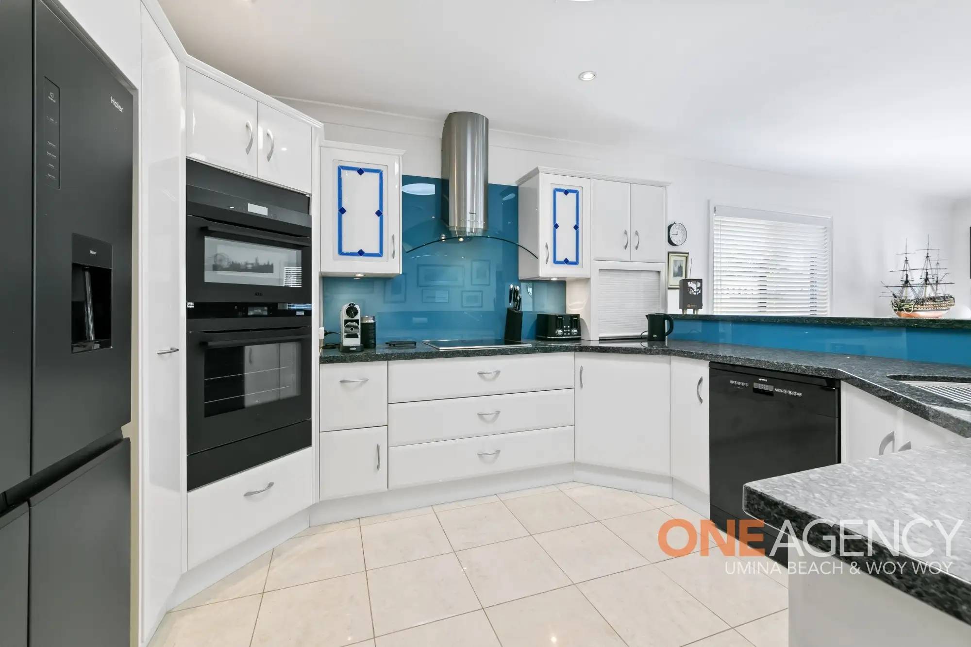 132 HELMSMAN BVD, St Huberts Island, Central Coast, 0 غرف, 0 حمامات, House