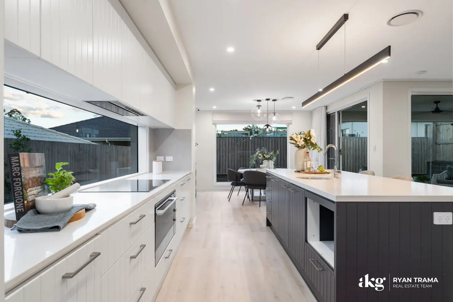 11 CYCAD ST, PARK RIDGE QLD 4125, 0 침실, 0 욕실, House