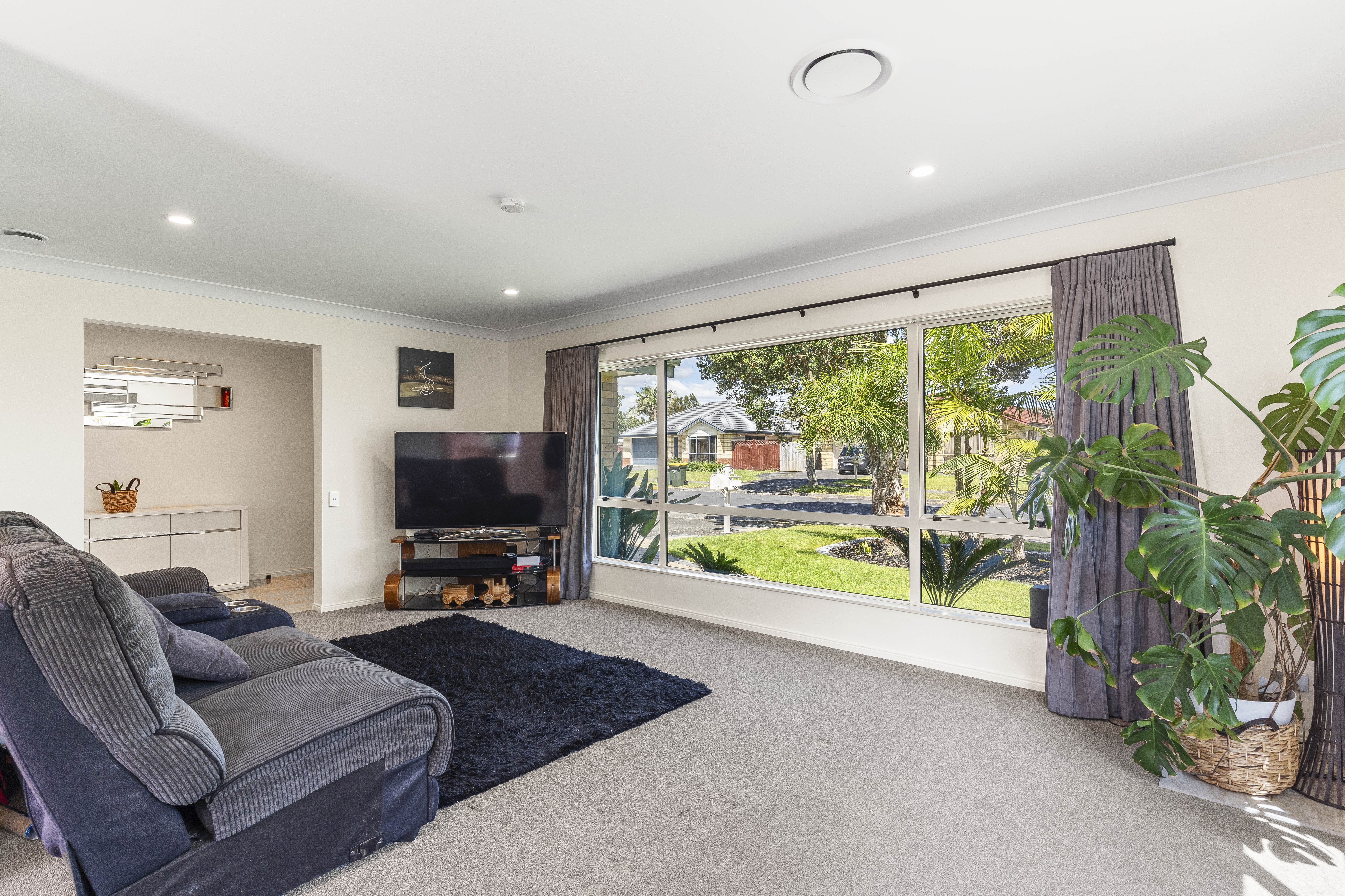 7 Croftview Road, Wattle Downs, Manukau City, 4 phòng ngủ, 2 phòng tắm, House