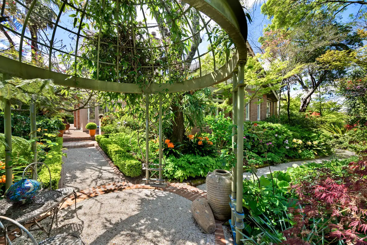 150-152 BLAXLAND RD, Wentworth Falls, Blue Mountains - Region, 0 rūma, 0 rūma horoi, House