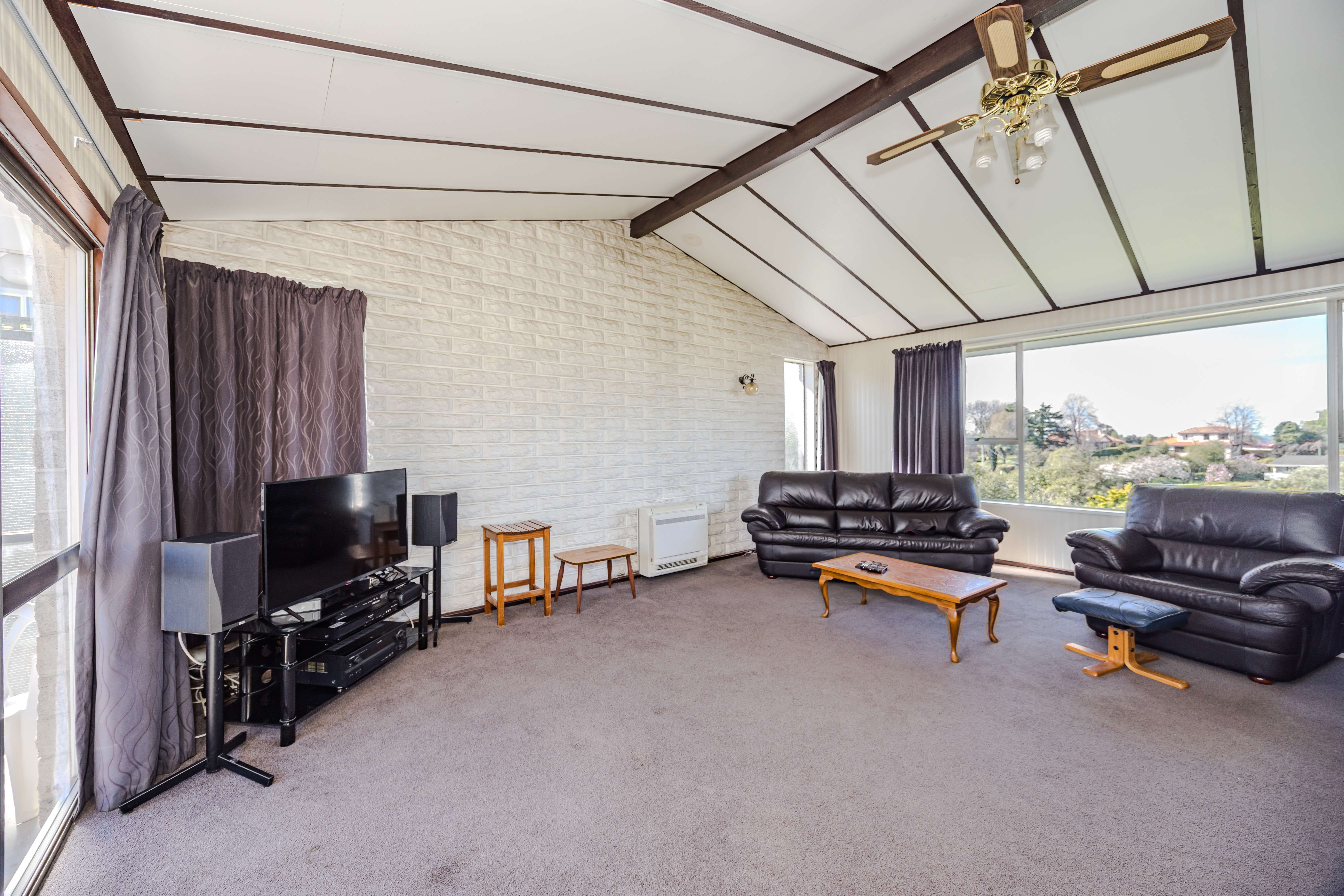 37 Reservoir Road, Oamaru, Waitaki, 4 Bedrooms, 2 Bathrooms, House
