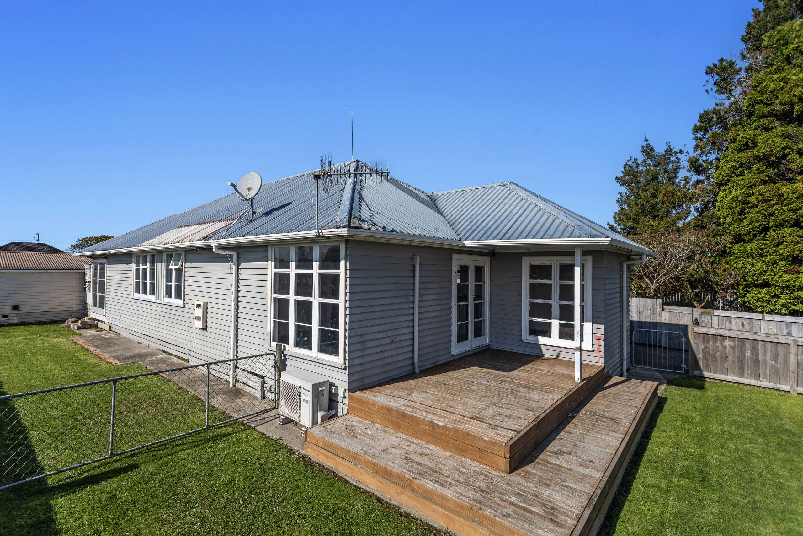 8 Matai Street, Edgecumbe