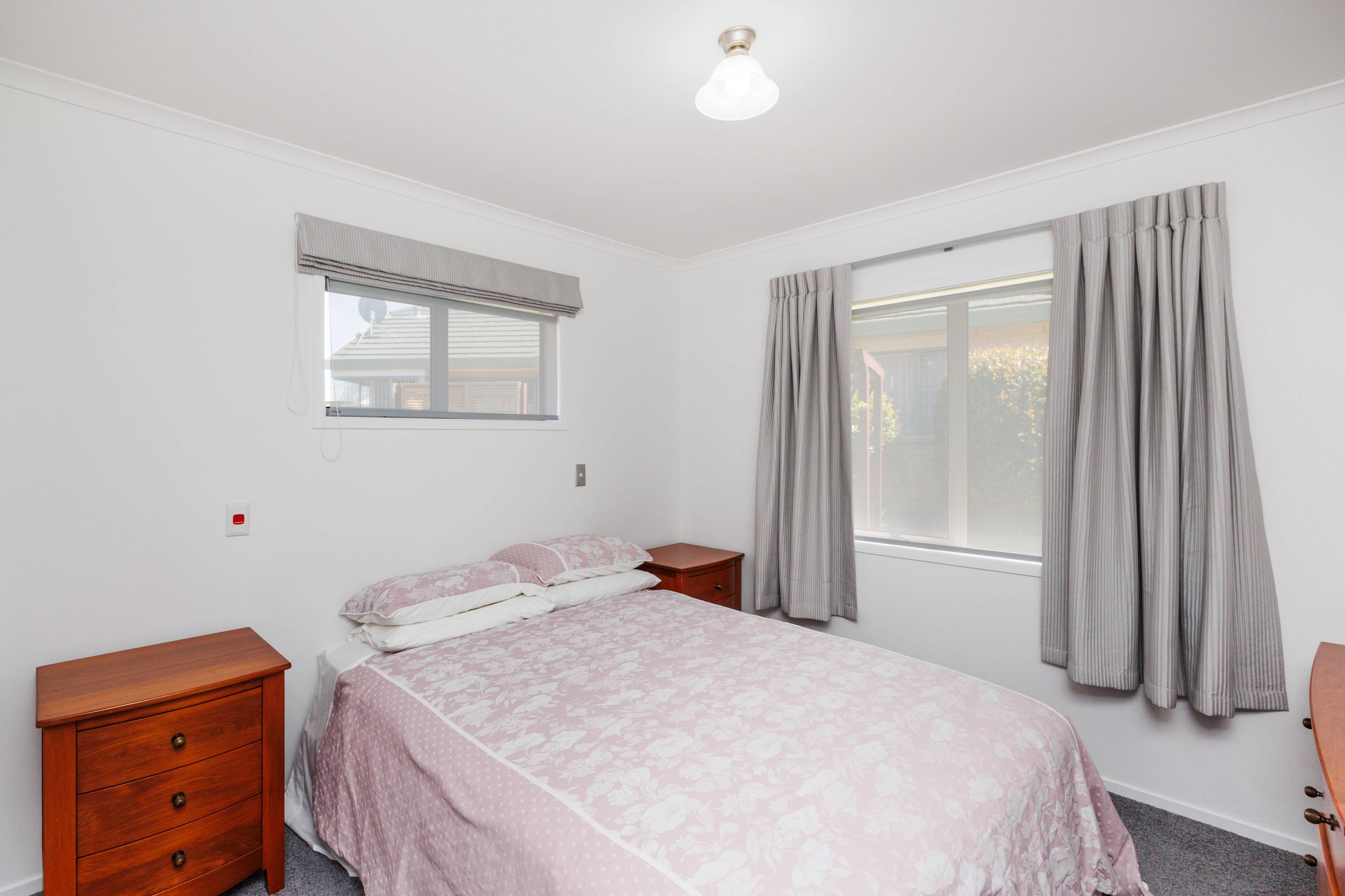 3 Foxtail Fern, Kelvin Grove, Palmerston North City, 2 rūma, 1 rūma horoi, Townhouse