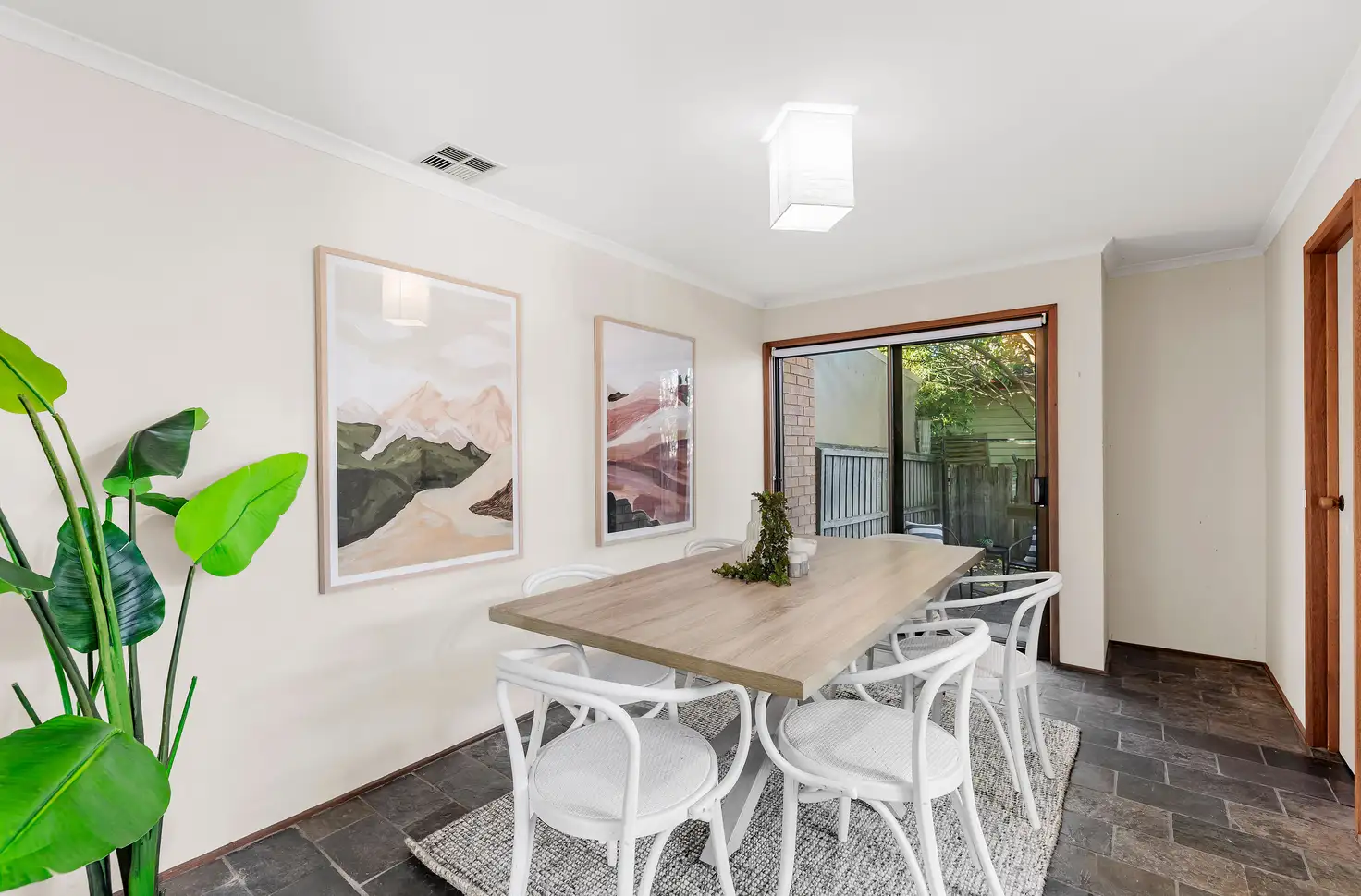 UNIT 2 26 HARRISON ST, Mitcham, East Melbourne, 0 Kuwarto, 0 Banyo, Townhouse