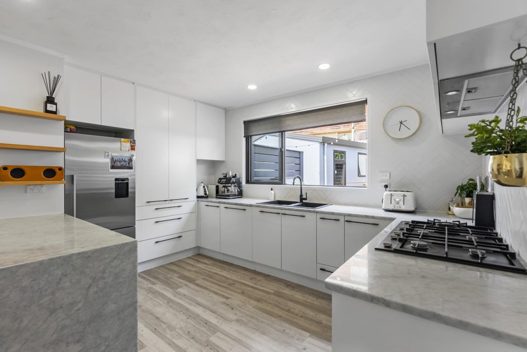 1/14 Arkles Strand, Arkles Bay, Rodney, 4 침실, 1 욕실, House