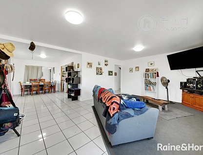14 BALFOUR ST, MOUNT LARCOM QLD 4695, 0 રૂમ, 0 બાથરૂમ, House