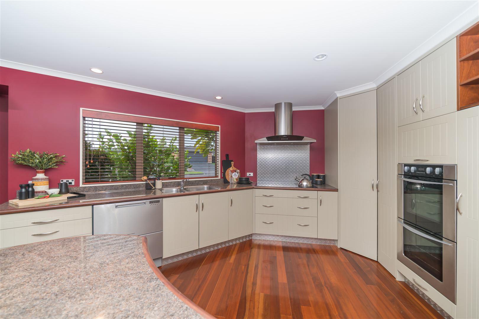 15 Johnstone Drive, Fitzherbert, Palmerston North City, 4 ਕਮਰੇ, 2 ਬਾਥਰੂਮ