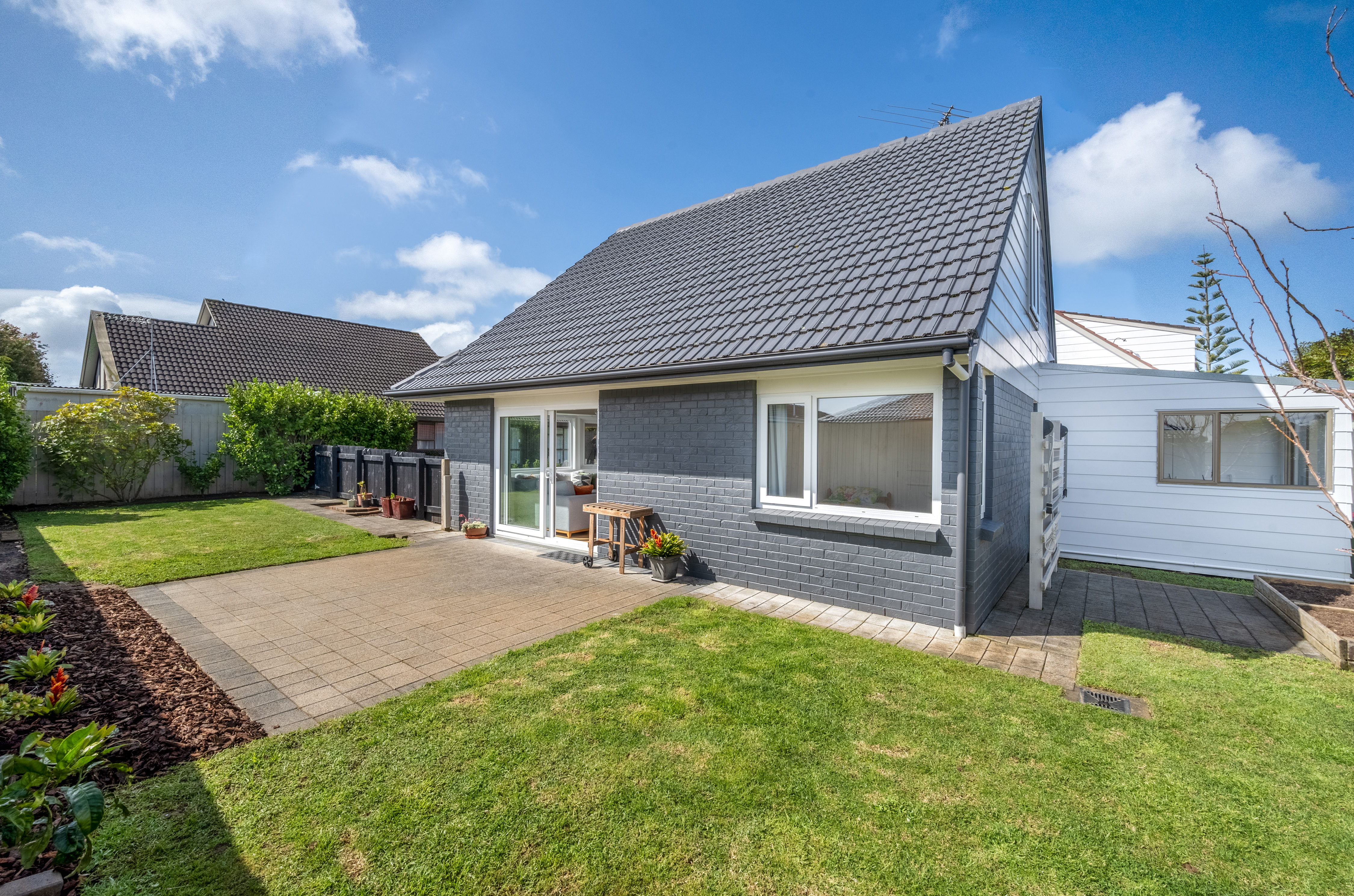2/15 Cornelian Crescent, Half Moon Bay, Manukau City, 3 ਕਮਰੇ, 0 ਬਾਥਰੂਮ, House