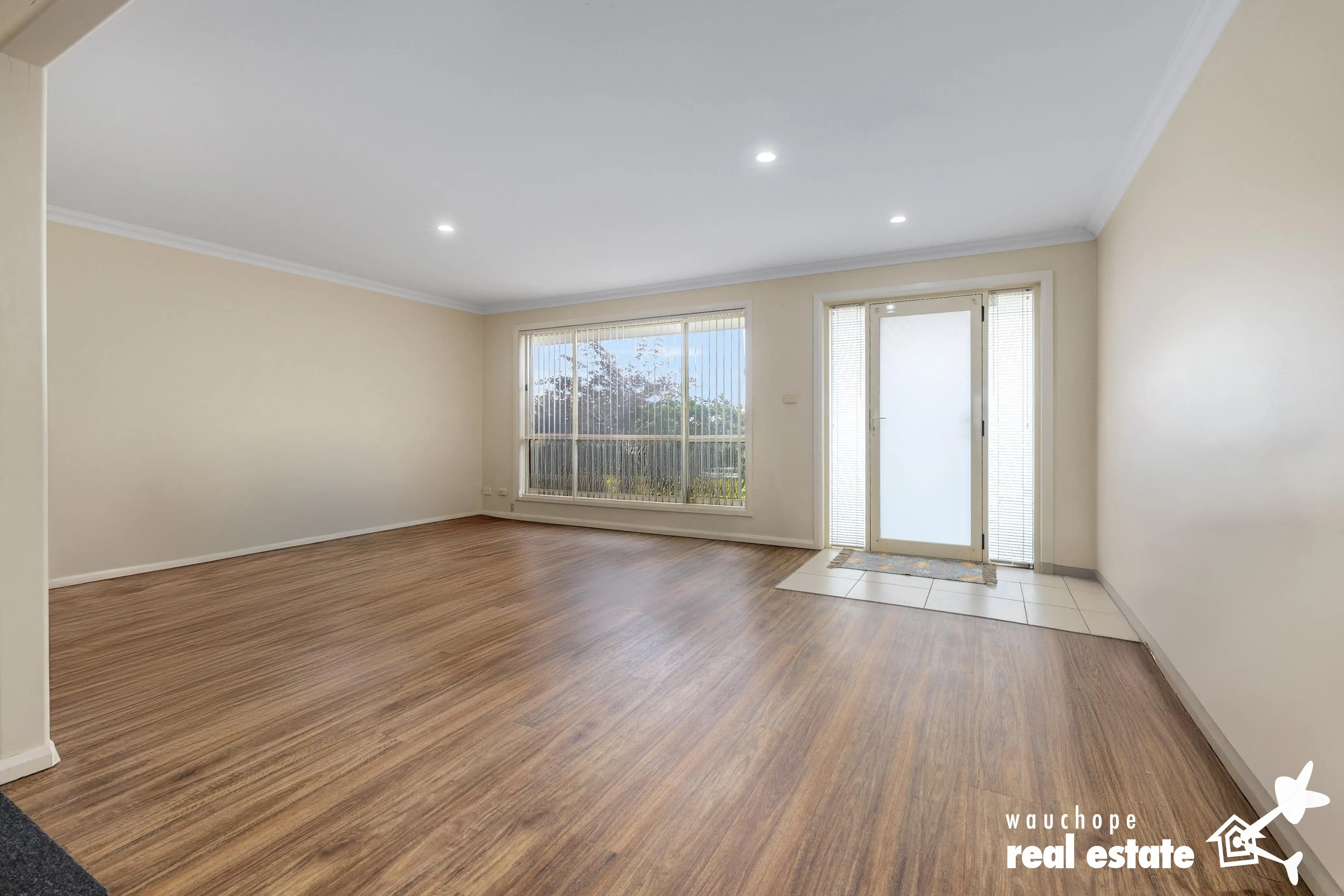 UNIT 2 6A LINCOLN RD, Port Macquarie, North Coast, 0 Schlafzimmer, 0 Badezimmer, Townhouse