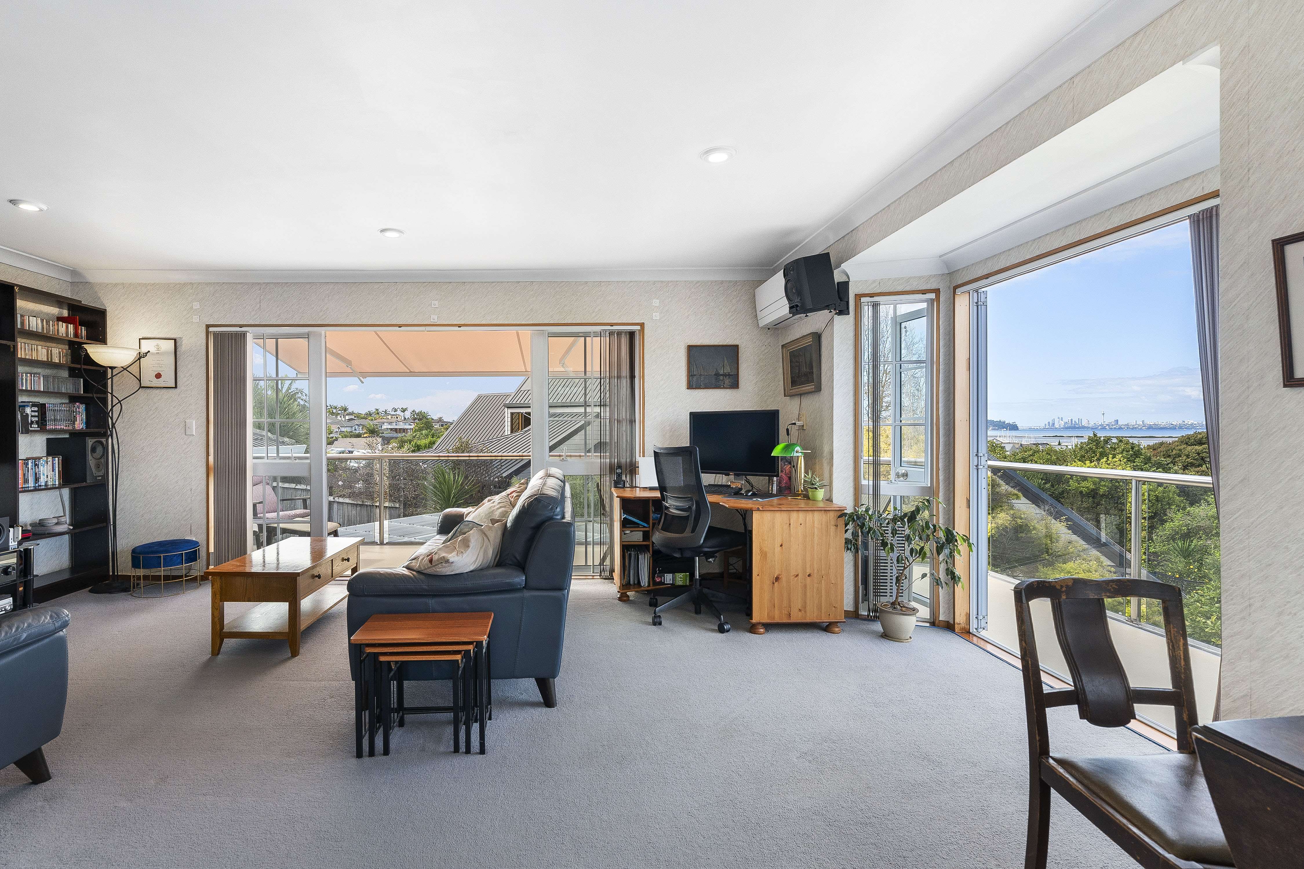 2/1 Clearwater Cove, West Harbour, Waitakere City, 3 침실, 0 욕실, House