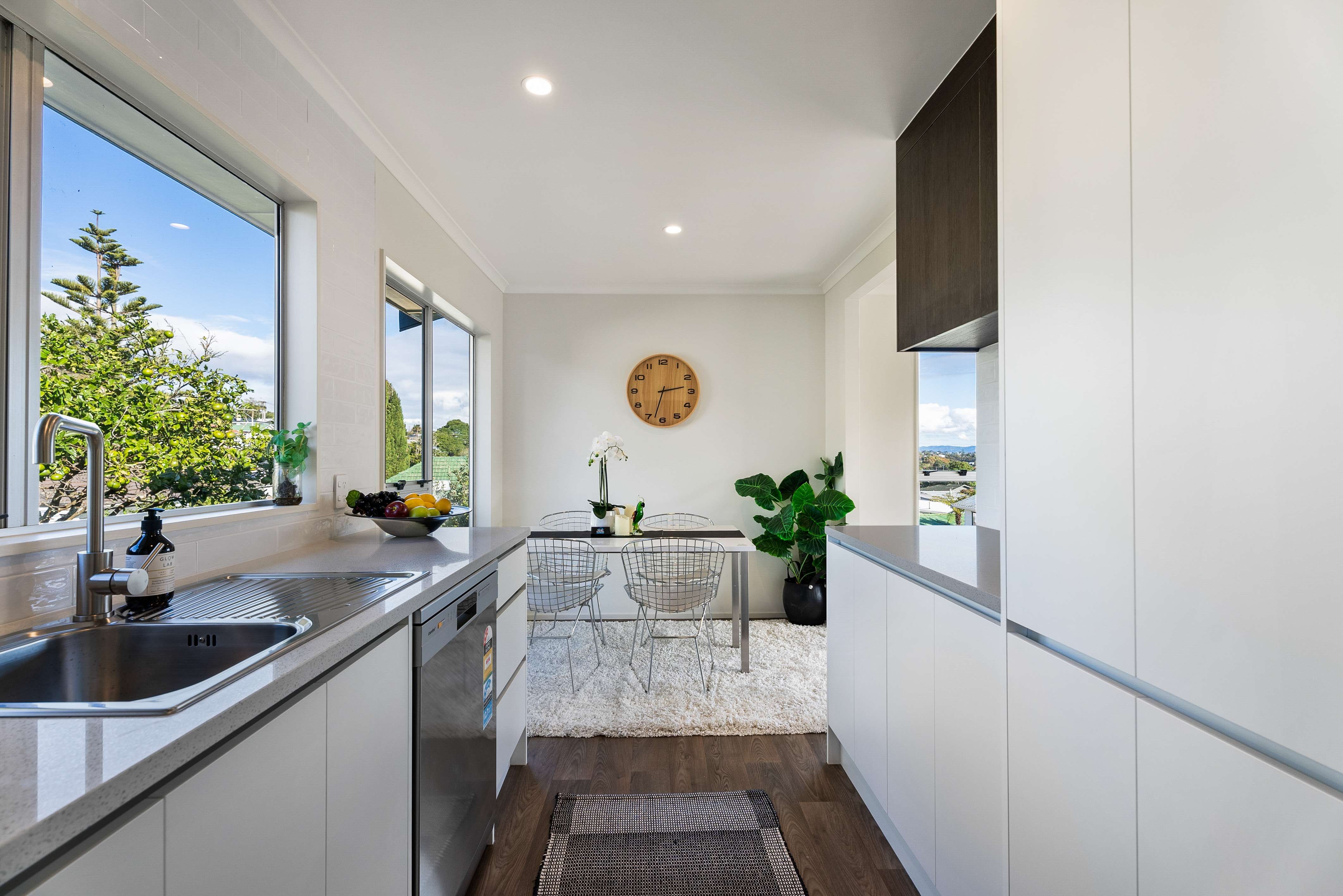 2/4 Clare Place, Glenfield, North Shore City, 3 Schlafzimmer, 1 Badezimmer, House