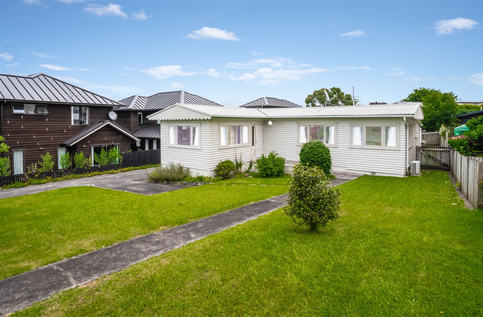 Residential  Mixed Housing Urban Zone